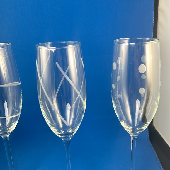 4 Pc Luminarc Soho Fluted Champagne Mix Set Clear Cut  Glass Etched Design NEW! - Picture 9 of 12